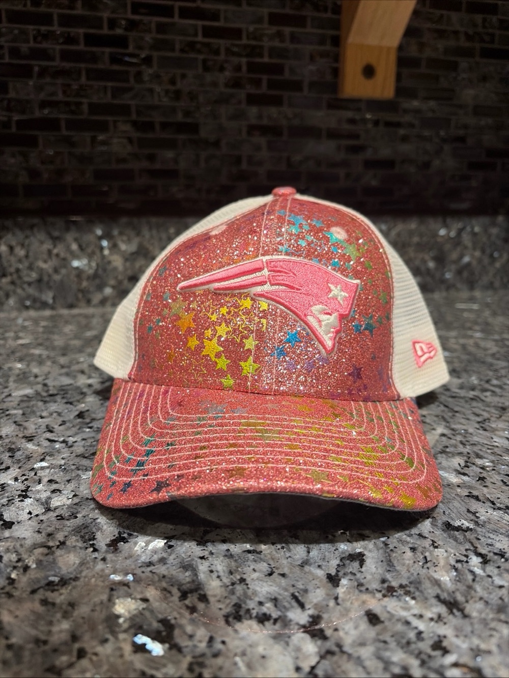 New Era Sparkling Pink Star Trucker Hat New England Patriots Youth Girls New